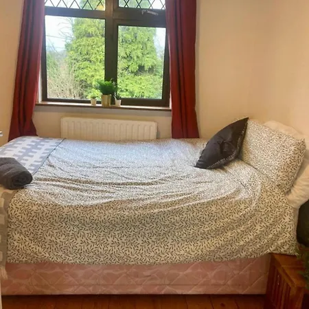 Feriehus Leixlip 4-bed Sleeps 6 Ideal For Groups Kildare