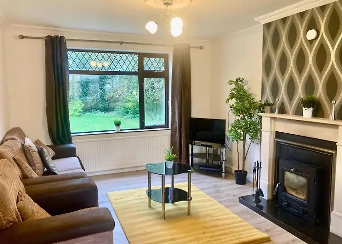 Leixlip 4-bed Sleeps 6 Ideal For Groups * Kildare