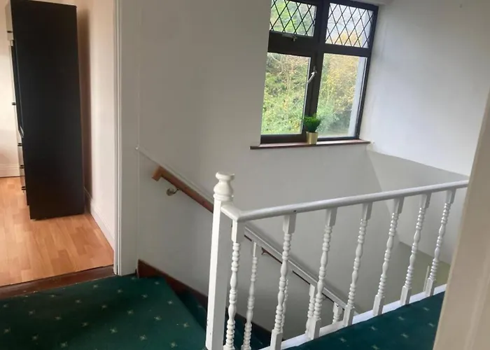 Leixlip 4-bed Sleeps 6 Ideal For Groups * Kildare