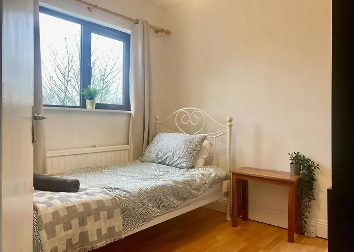 Feriehus Leixlip 4-bed Sleeps 6 Ideal For Groups Kildare